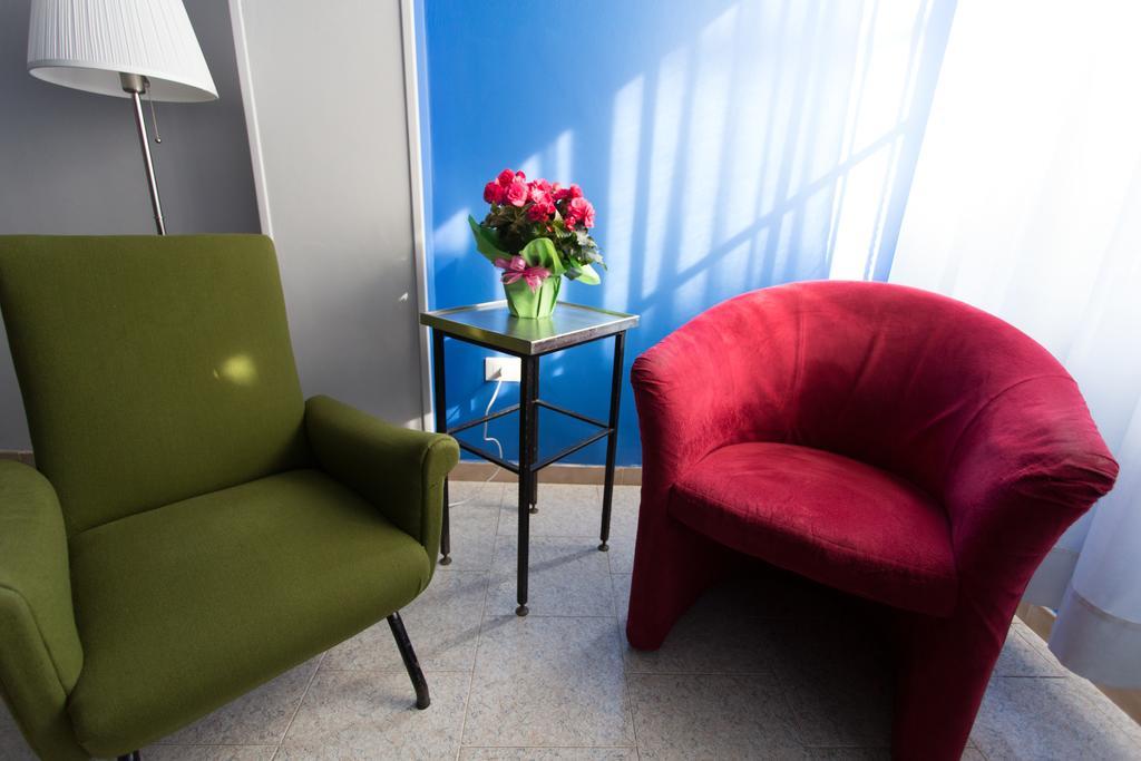 ריצ'יונה Hotel Byron Solo Per Giovani מראה חיצוני תמונה